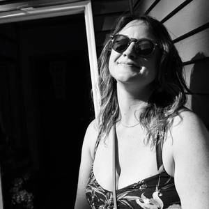 Meet your Posher, Kira